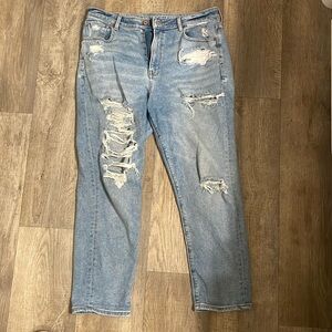American Eagle mom jean